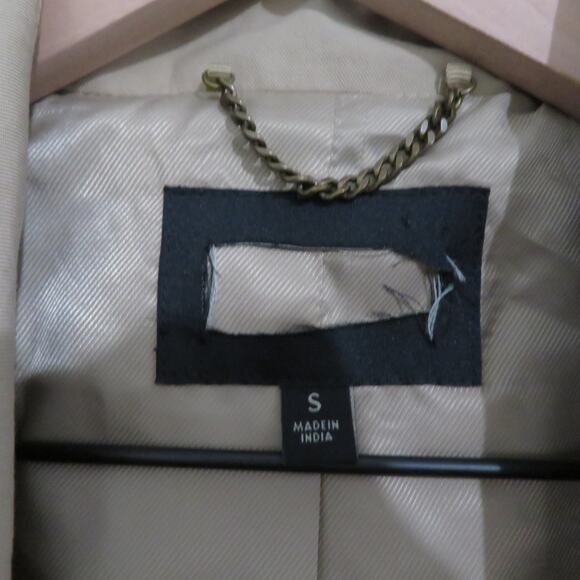 Banana Republic Womens Sz S Maverick Tan Timeless Trench Coat Belted Classic - Picture 7 of 7